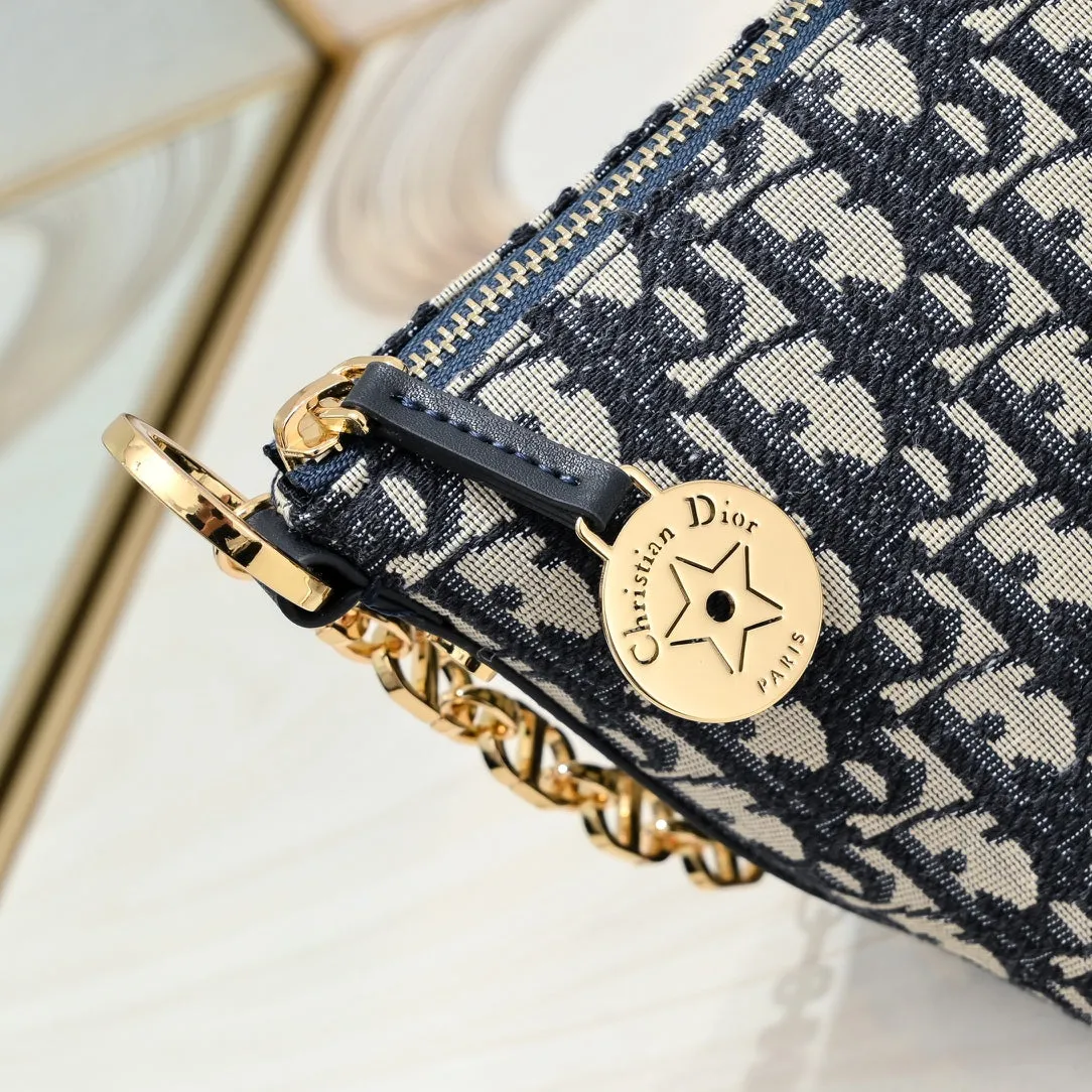 2 Colors Seasonal New Chain Handbags