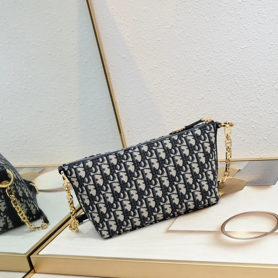2 Colors Seasonal New Chain Handbags