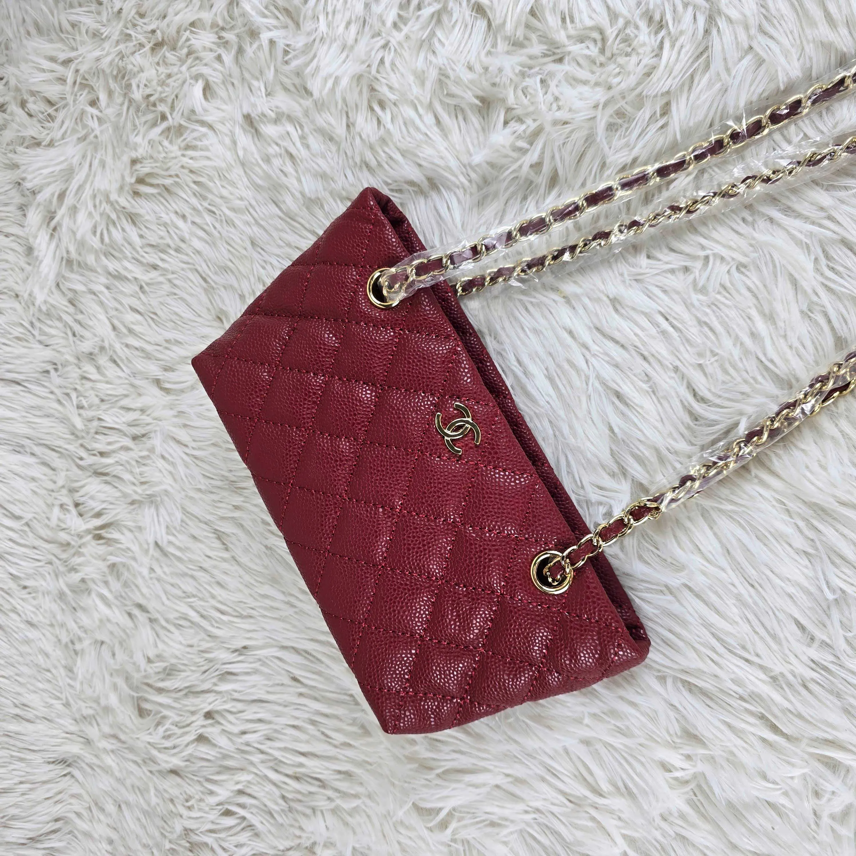 3 Color - Smooth Calfskin Diamond Quilt Tote Bag