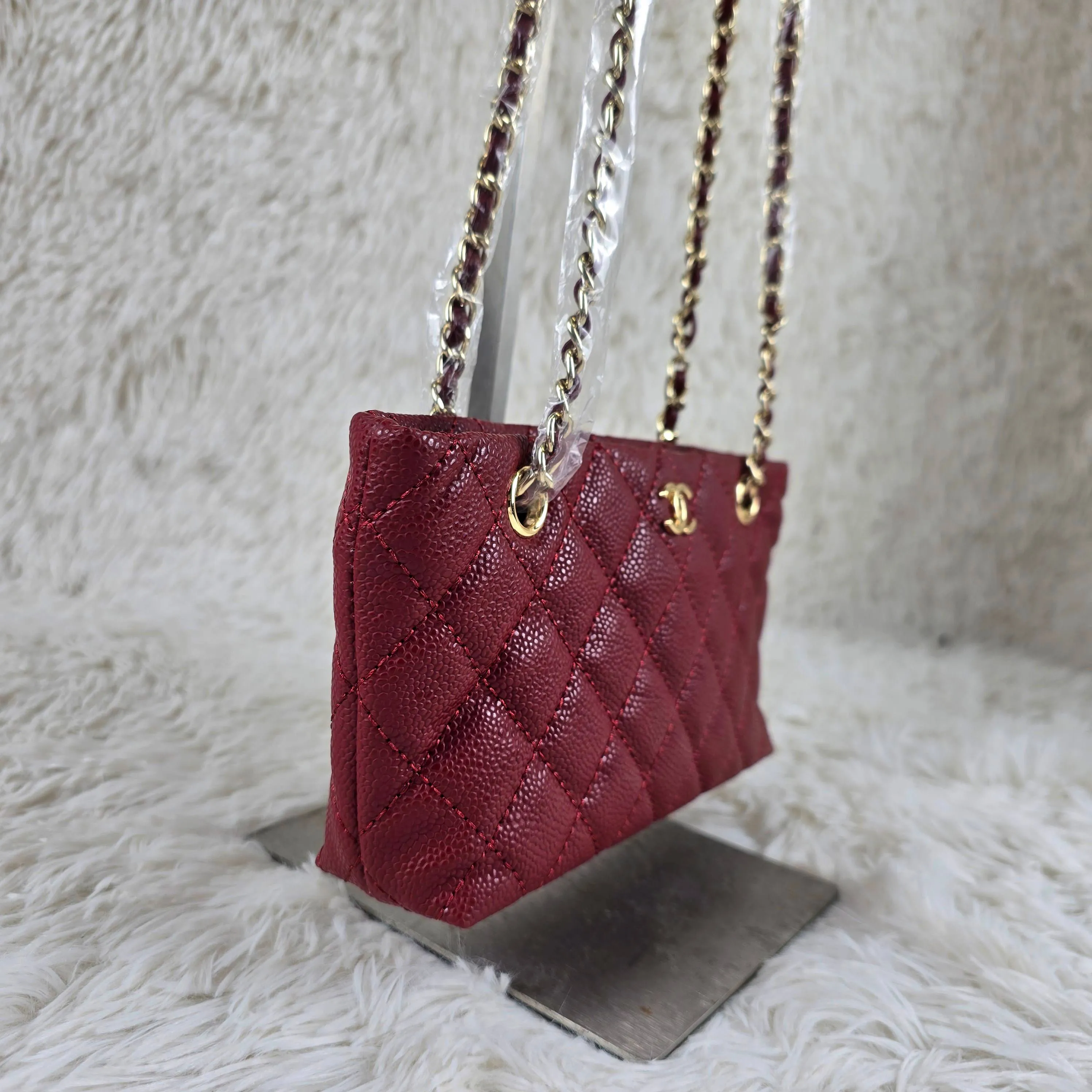 3 Color - Smooth Calfskin Diamond Quilt Tote Bag