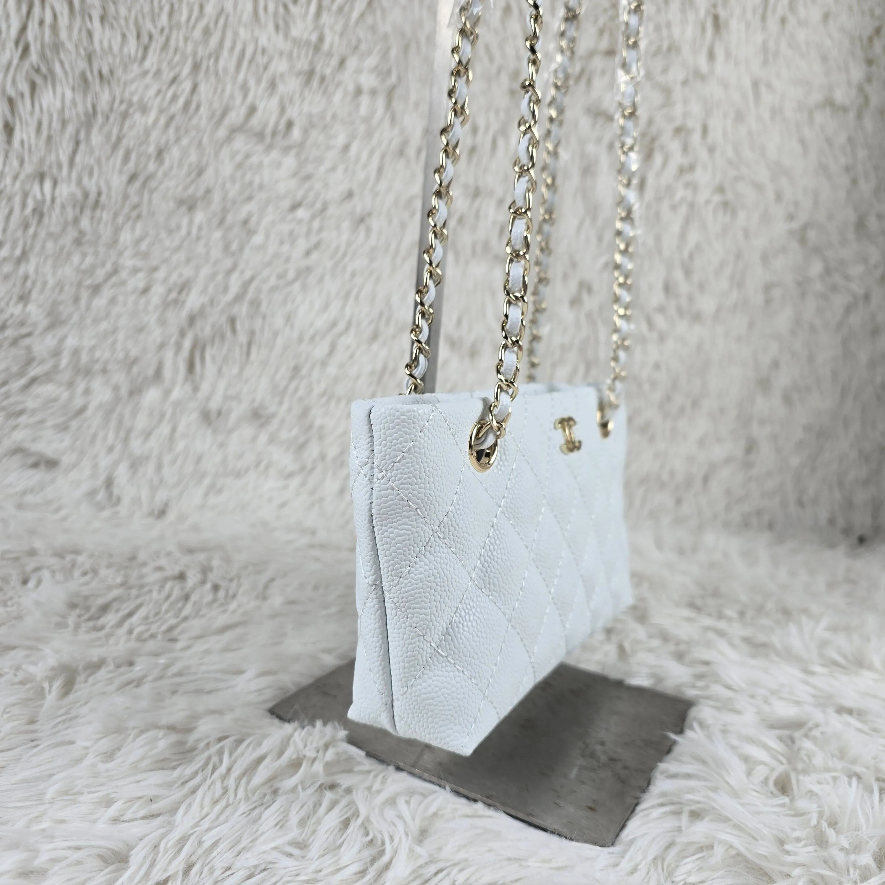 3 Color - Smooth Calfskin Diamond Quilt Tote Bag