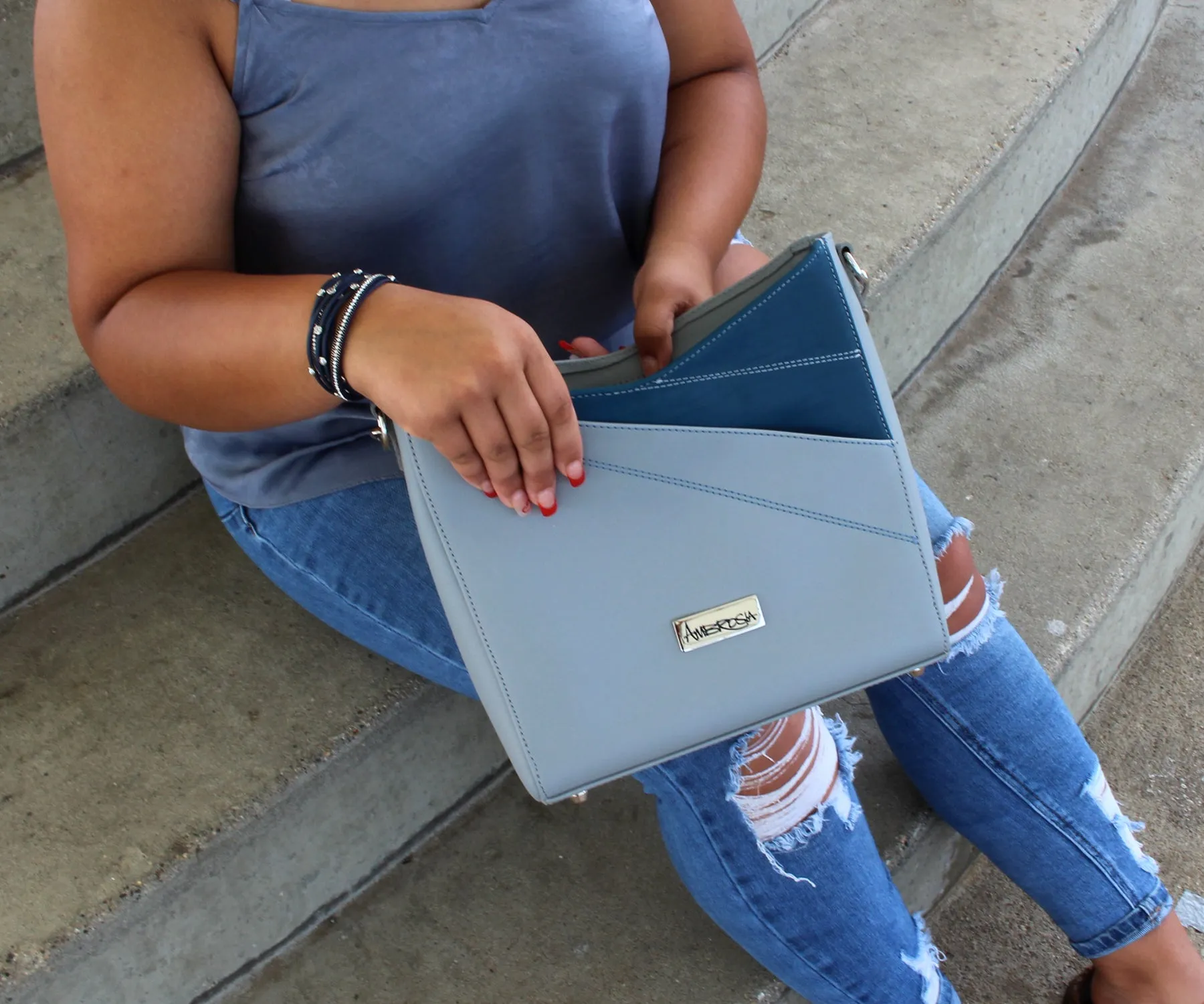 Angular Designer Leather Galloper Gray Blue Handbag