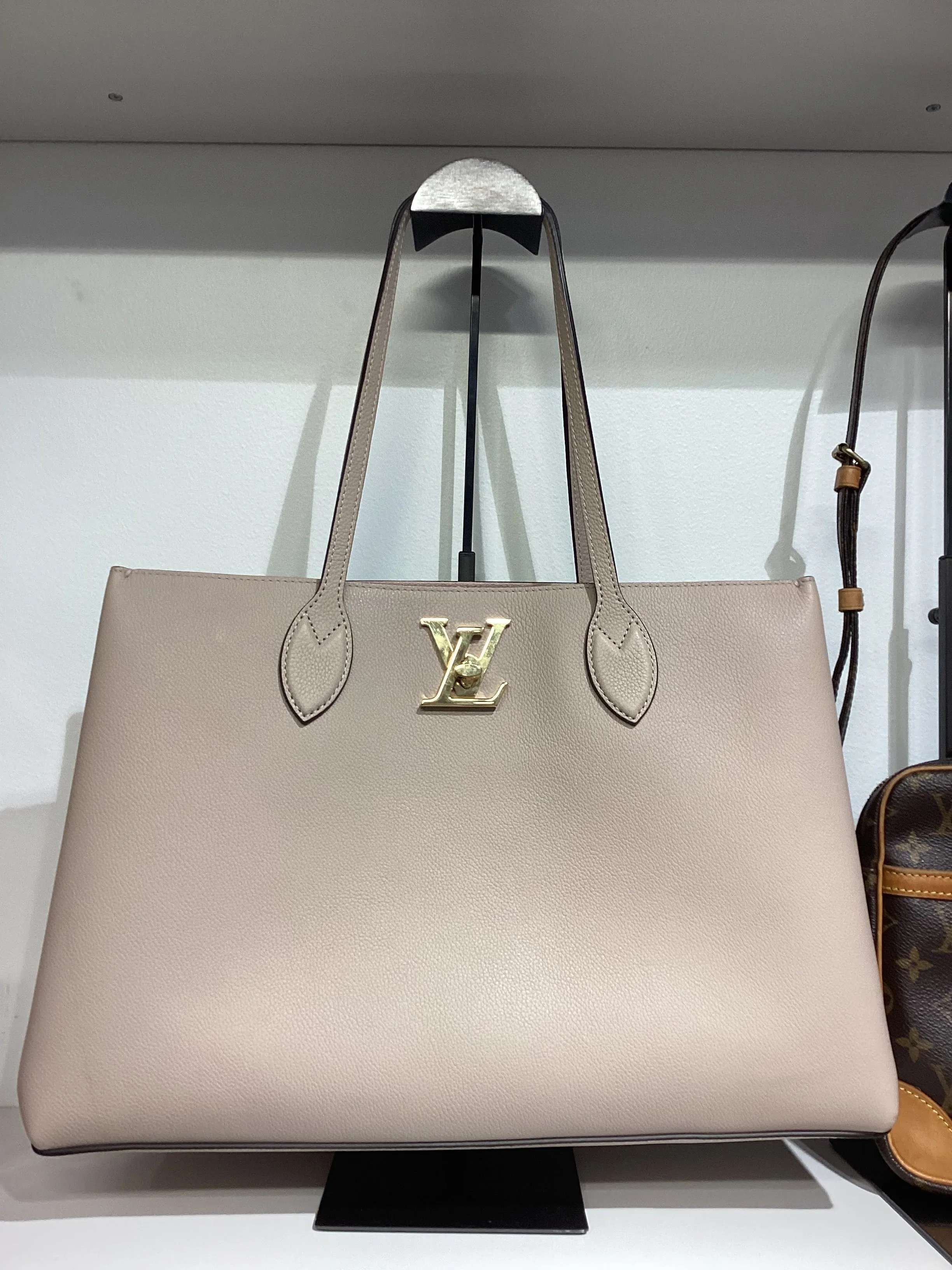 Beige Bag-Customer