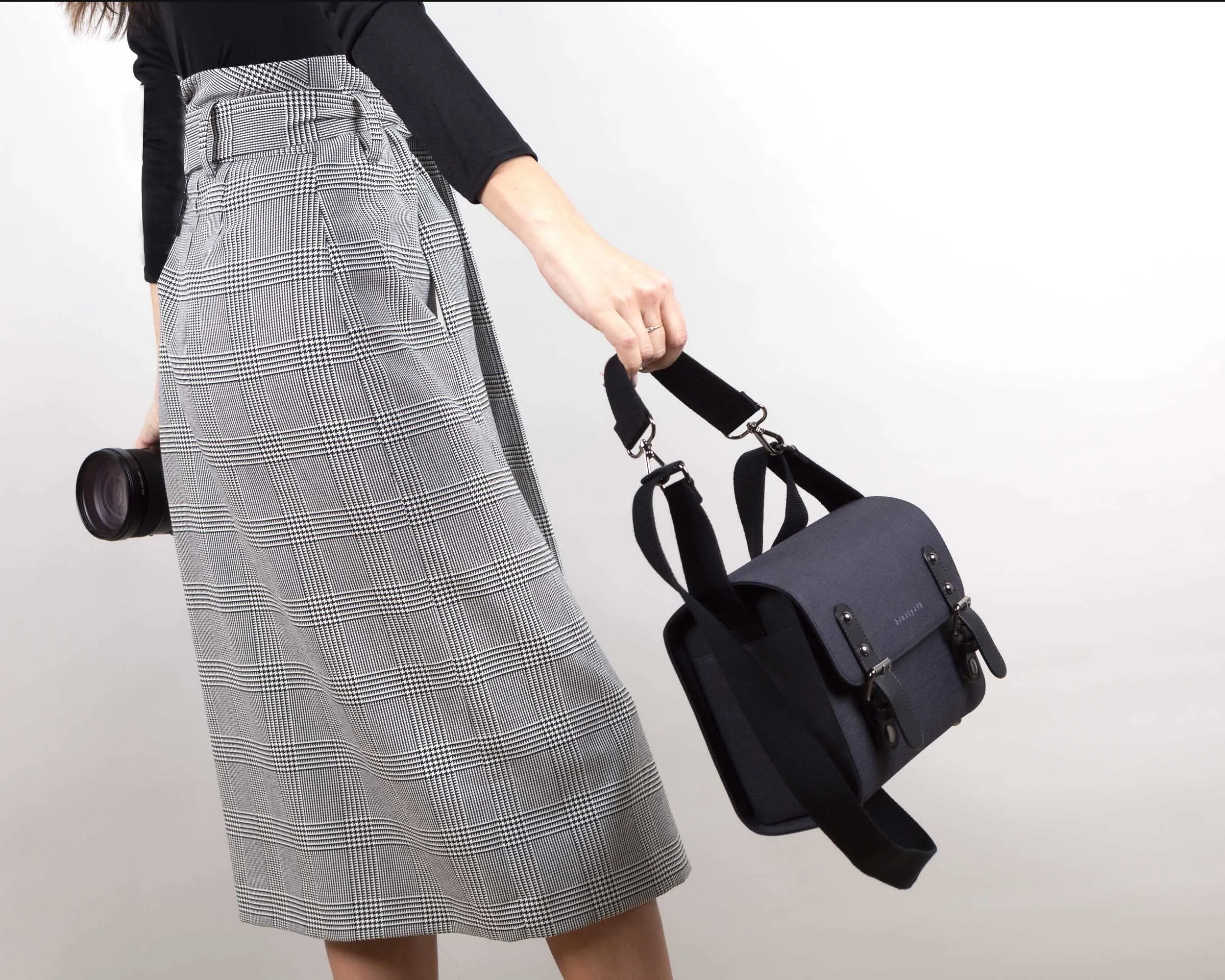 Binalpath Canvas Black Camera Shoulder Bag - Ace