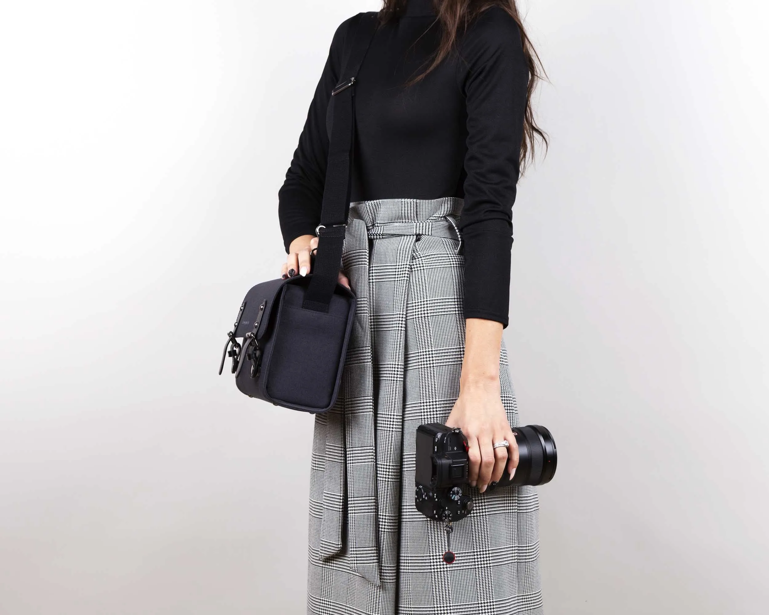 Binalpath Canvas Black Camera Shoulder Bag - Ace