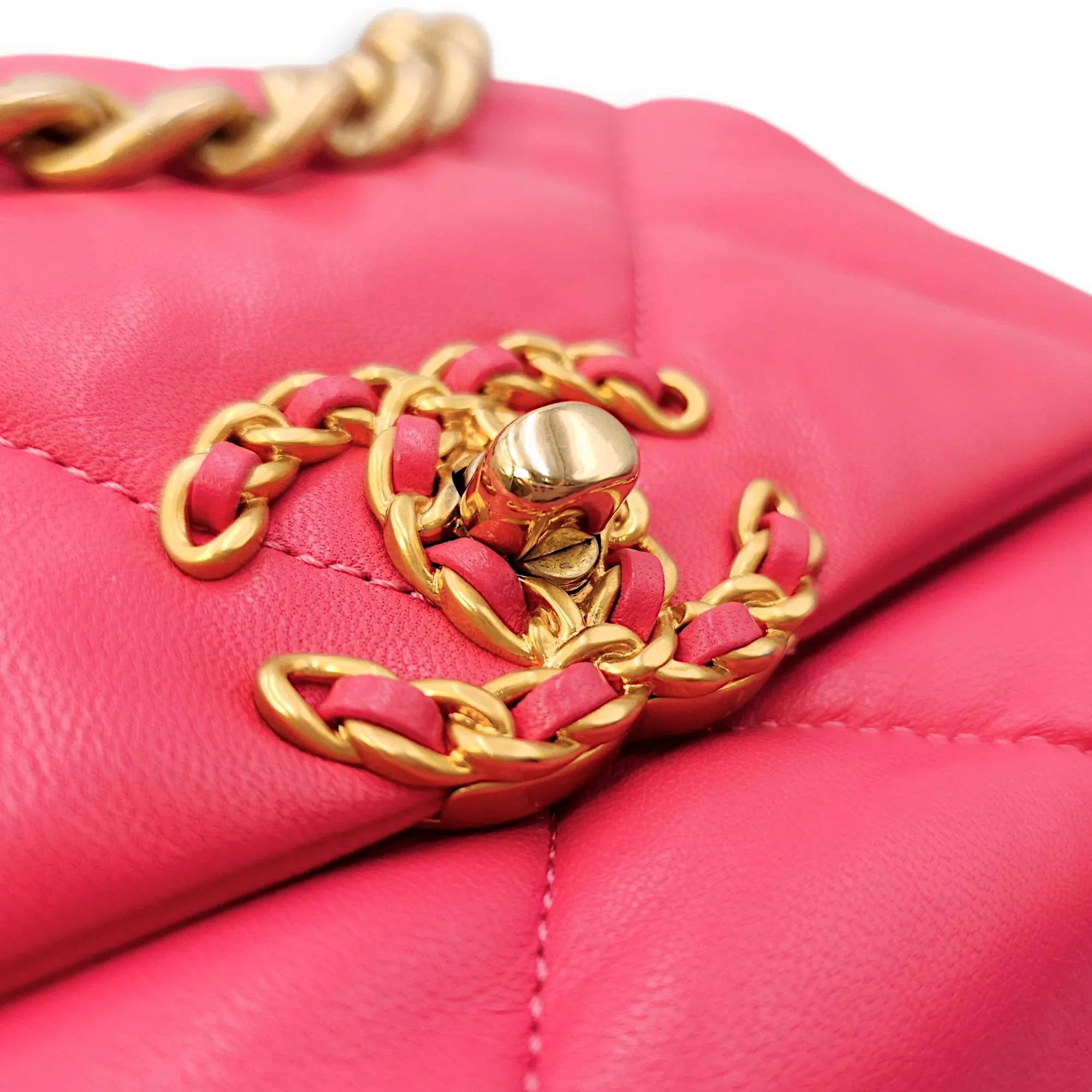 C19 Flap Small Pink Crossbody Bag in Goat Leather, 3-Tone hardware
