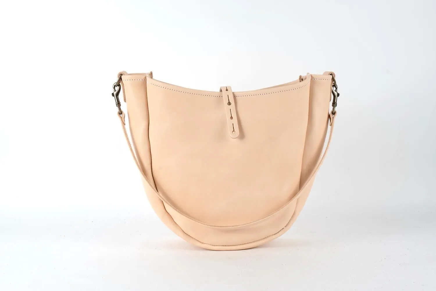 CELESTE LEATHER HOBO BAG - MEDIUM - NATURAL VEG TAN