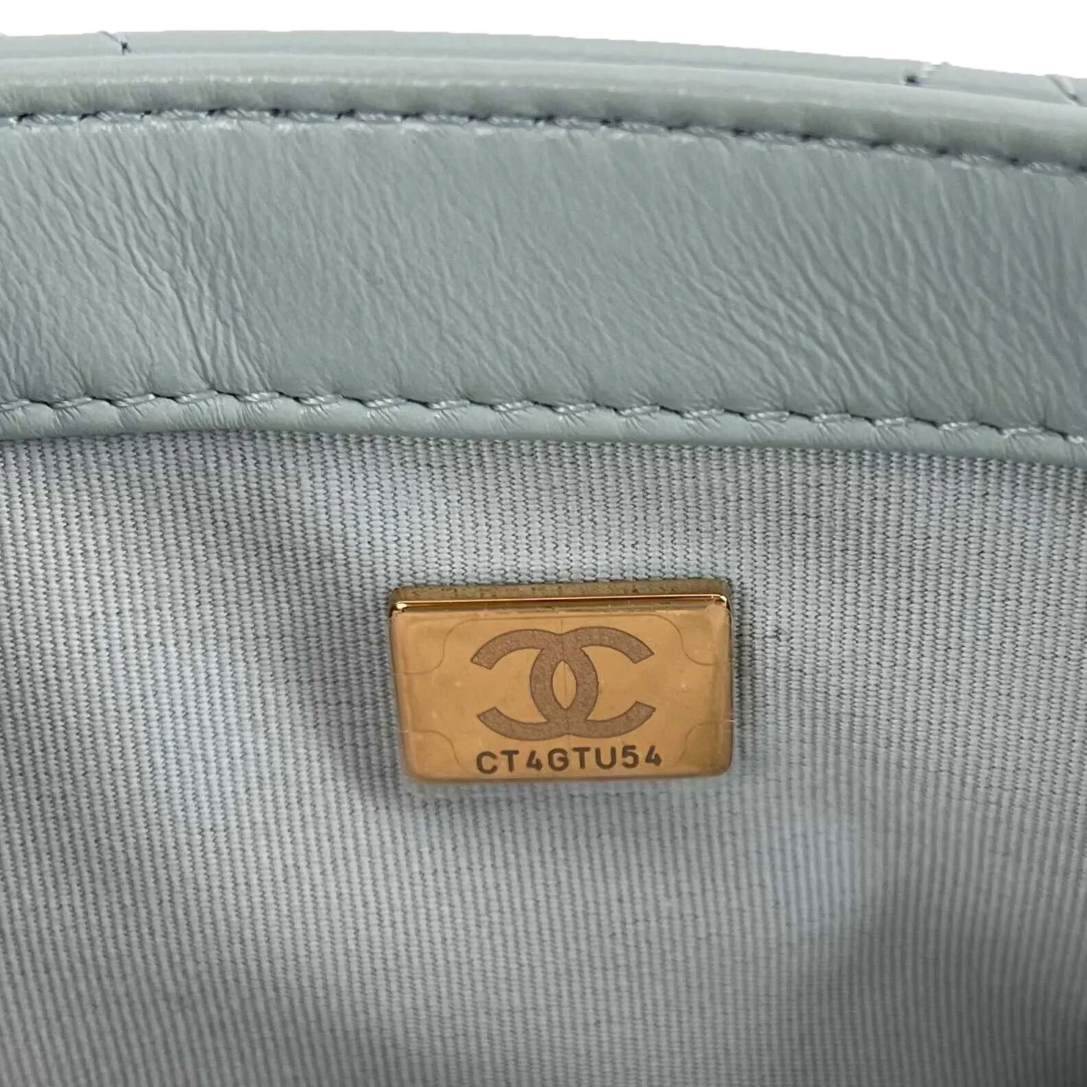 CHANEL - NEW Crossbody Small Flap Limited Edition Fall 2022 - Icy Blue / Gold