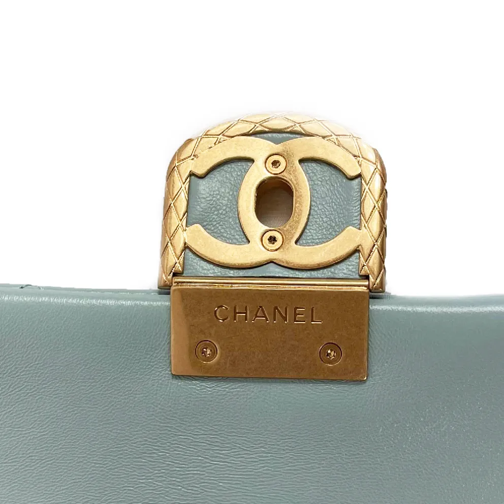 CHANEL - NEW Crossbody Small Flap Limited Edition Fall 2022 - Icy Blue / Gold