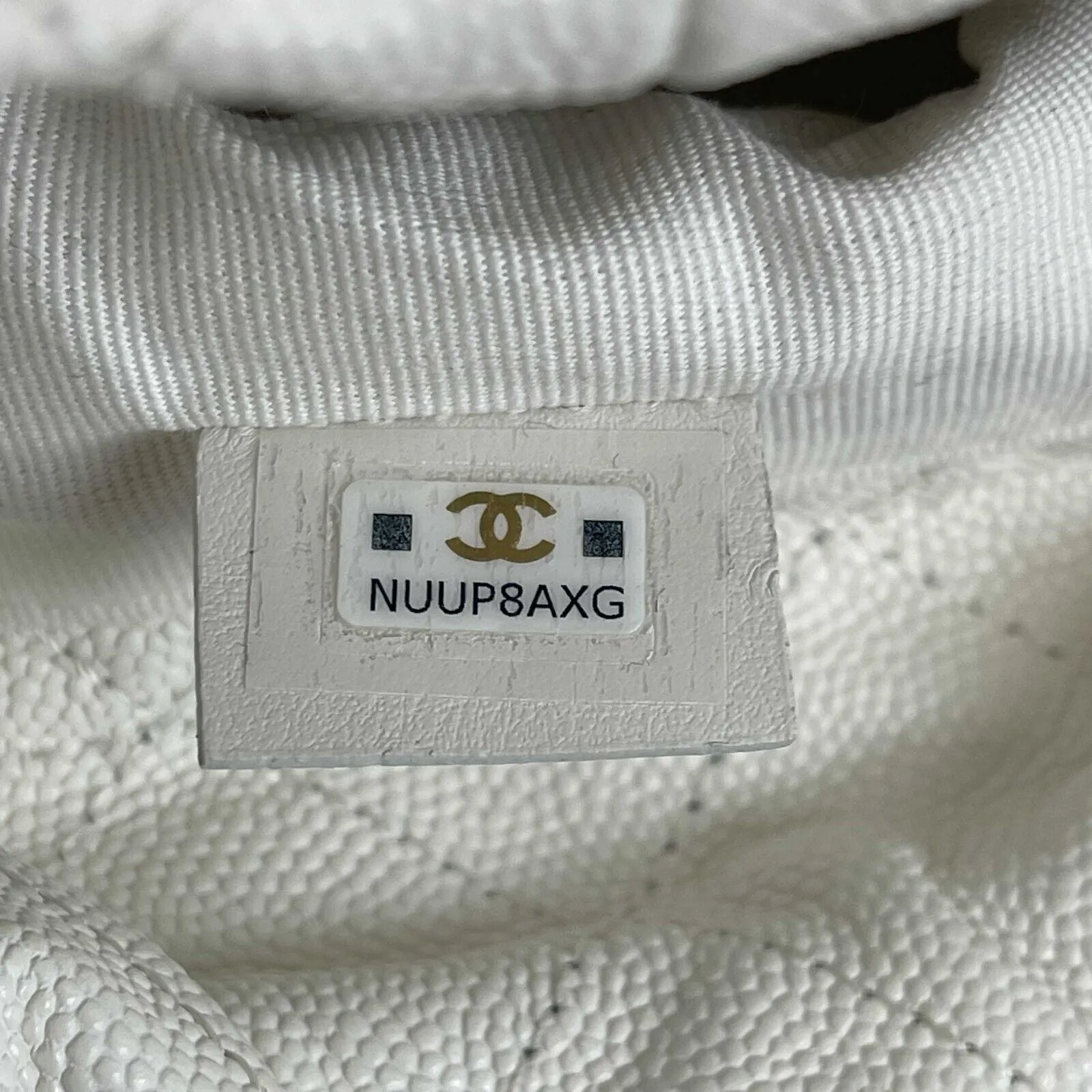 CHANEL - NEW Mini Bucket Bag - White Cavier Leather / God 10 Coins CC Crossbody