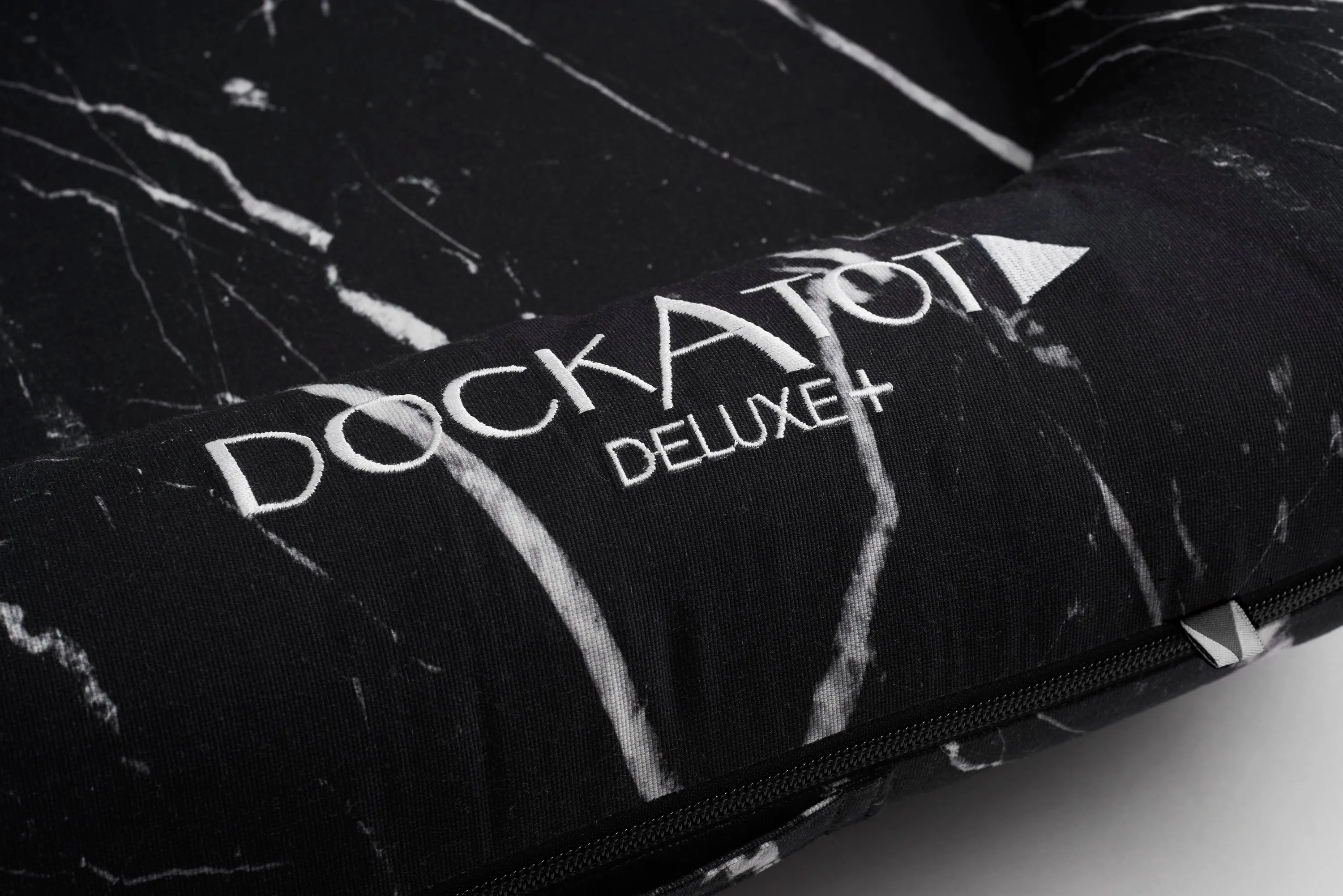 Deluxe  Cover - Black Marble