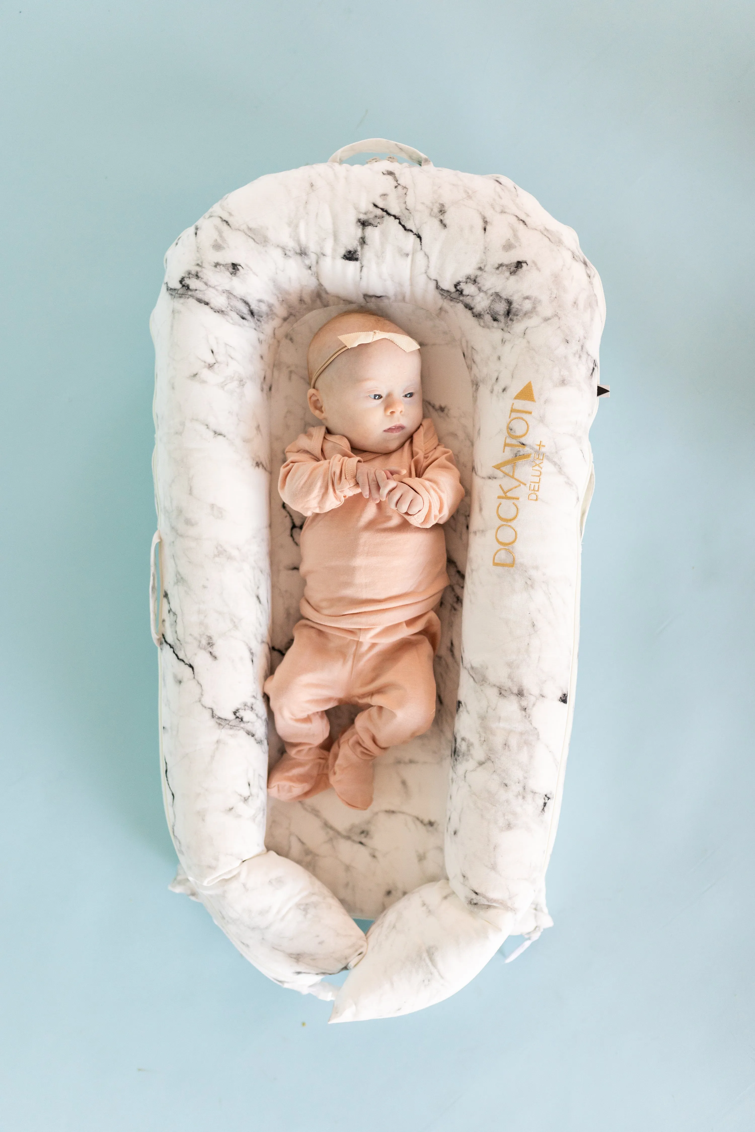 Deluxe  Dock - Carrara Marble