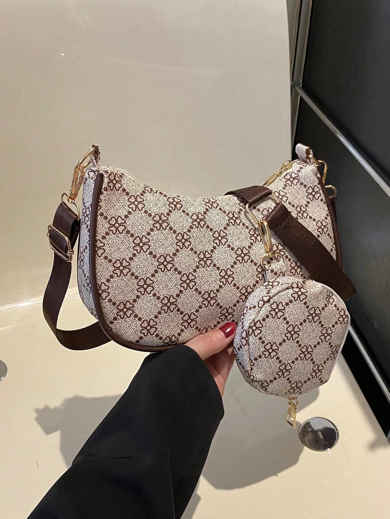 Geometric Print Hobo Bag With Coin Purse - Multicolor