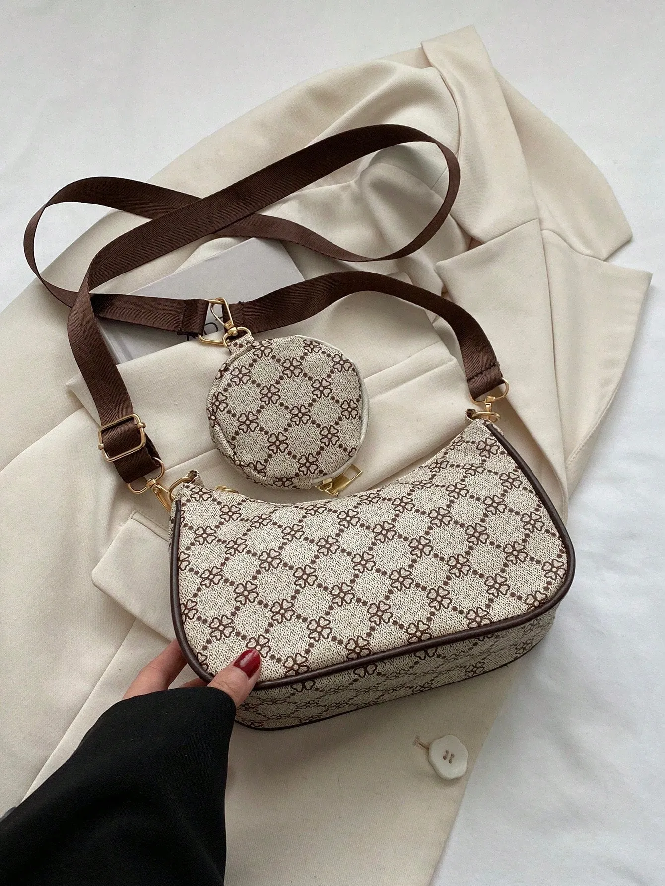 Geometric Print Hobo Bag With Coin Purse - Multicolor
