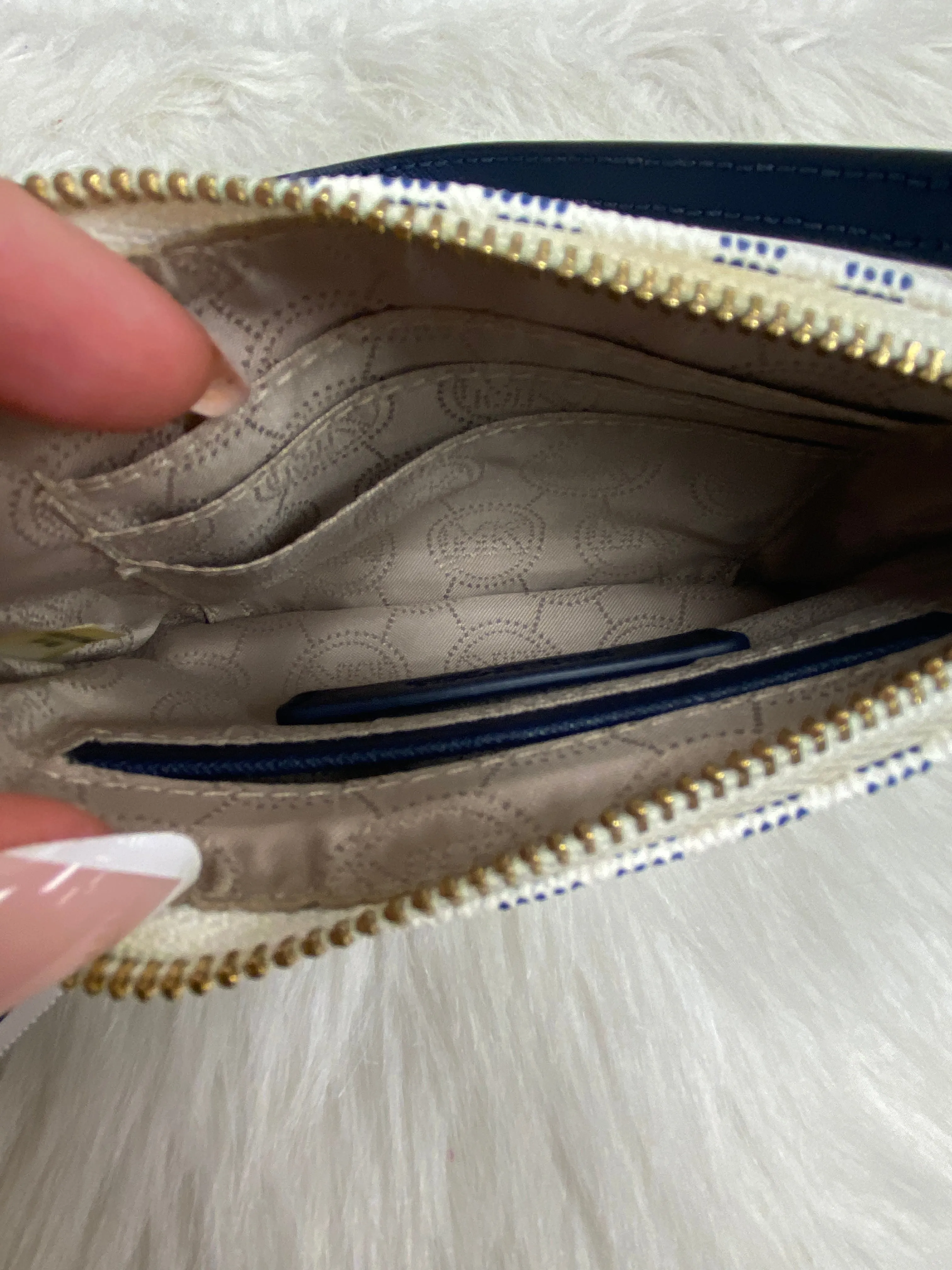 Handbag Designer By Michael Kors  Size: Small