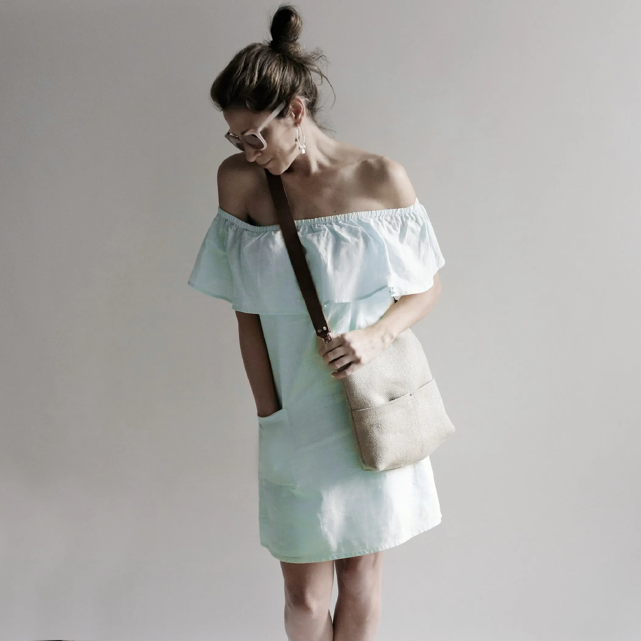 Hobo Style Bag in Woven Flax - Medium