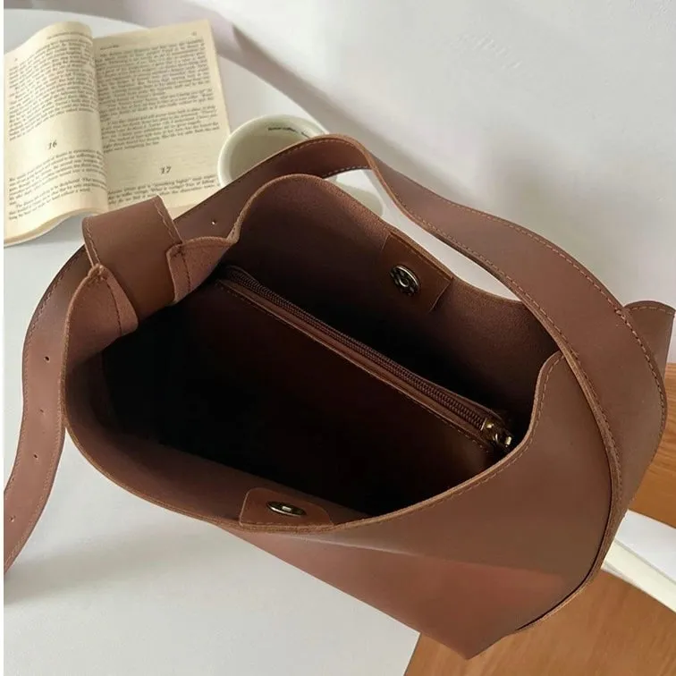 Juliette's Classic Tote Bag