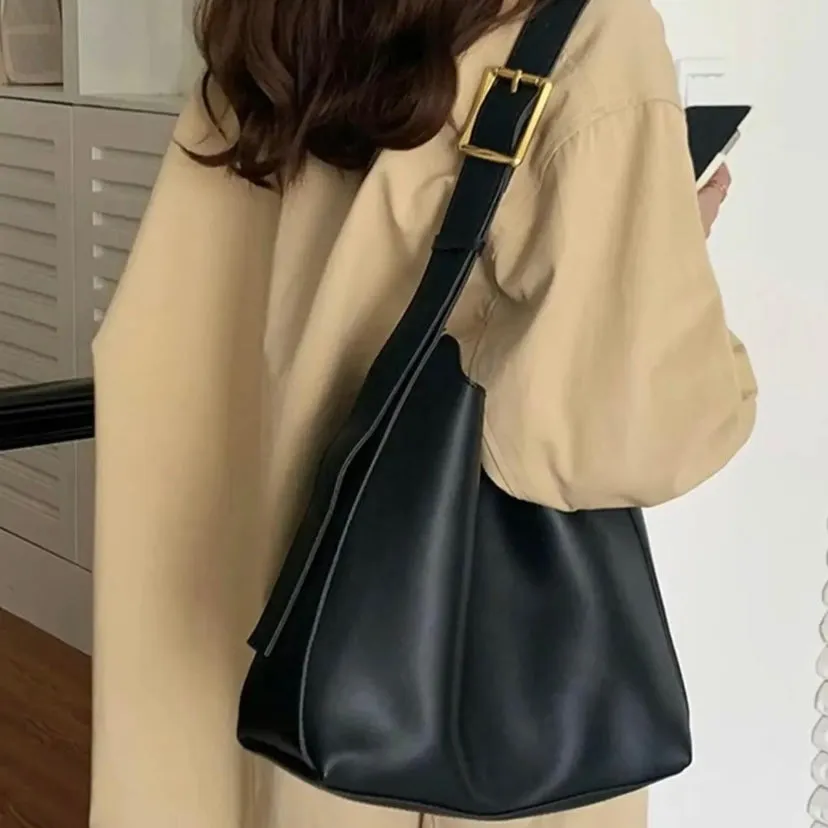 Juliette's Classic Tote Bag