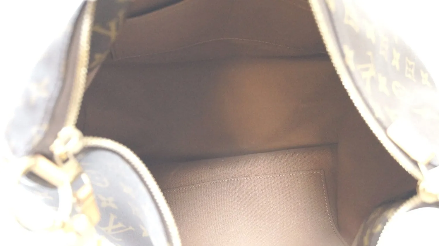 LOUIS VUITTON Monogram Canvas Sully MM Shoulder Bag