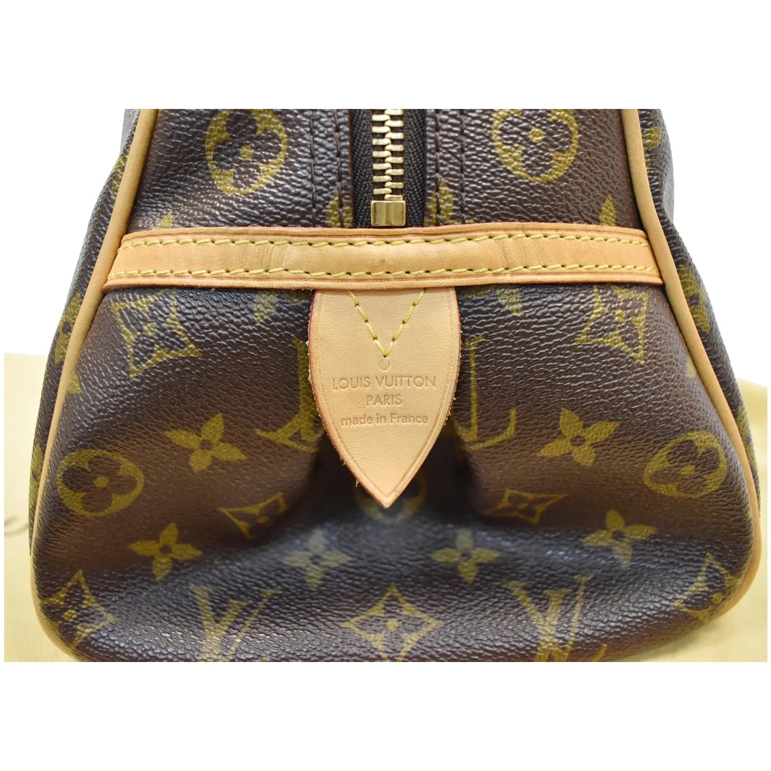 LOUIS VUITTON Montorgueil GM Monogram Canvas Shoulder Bag Brown