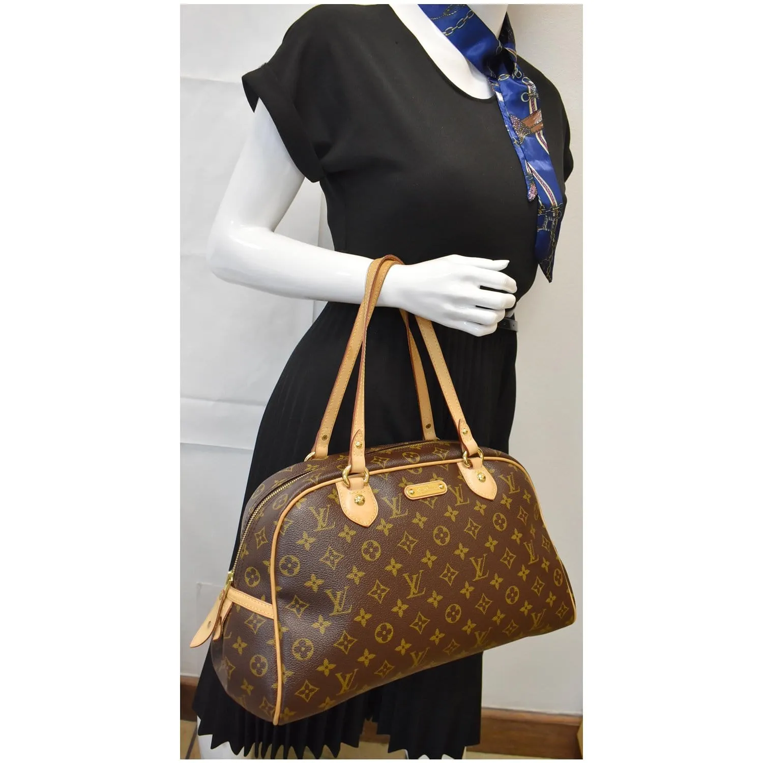 LOUIS VUITTON Montorgueil GM Monogram Canvas Shoulder Bag Brown