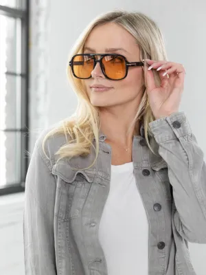 Natalie Oversized Aviators - Black/Amber