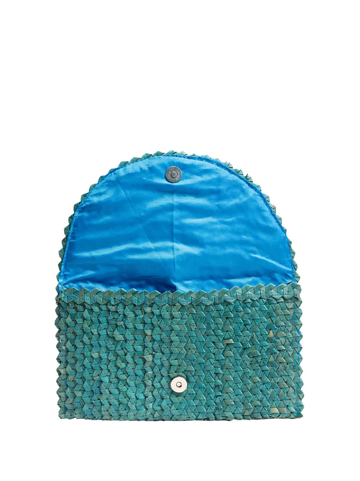 Pandegelang Raffia Seashell Clutch