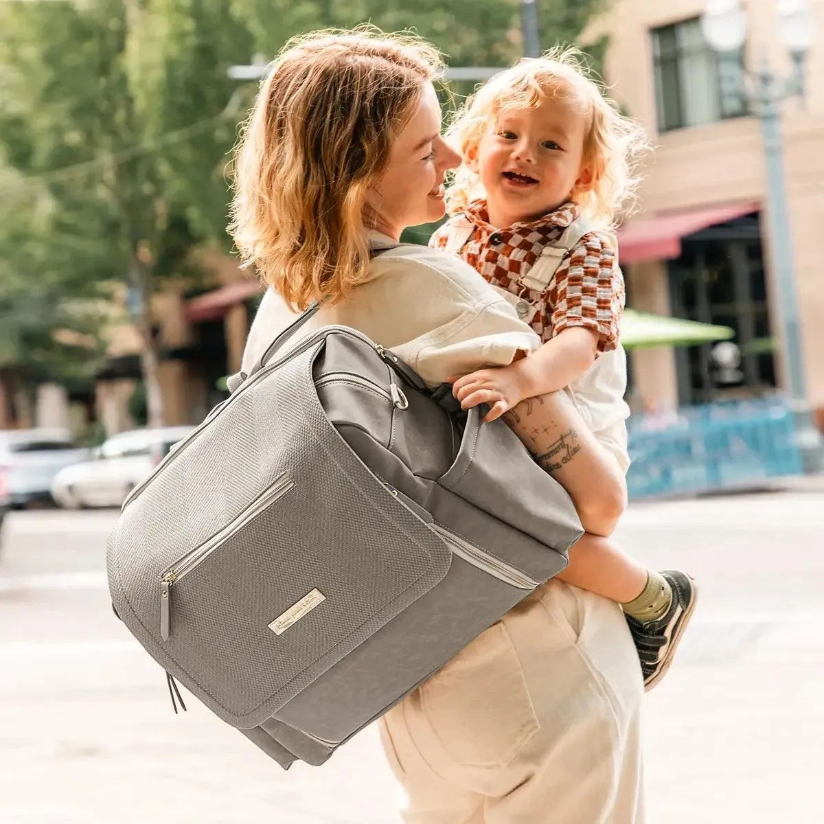 Petunia Pickle Bottom Boxy Backpack Deluxe Diaper Bag in Sand Cable Stitch