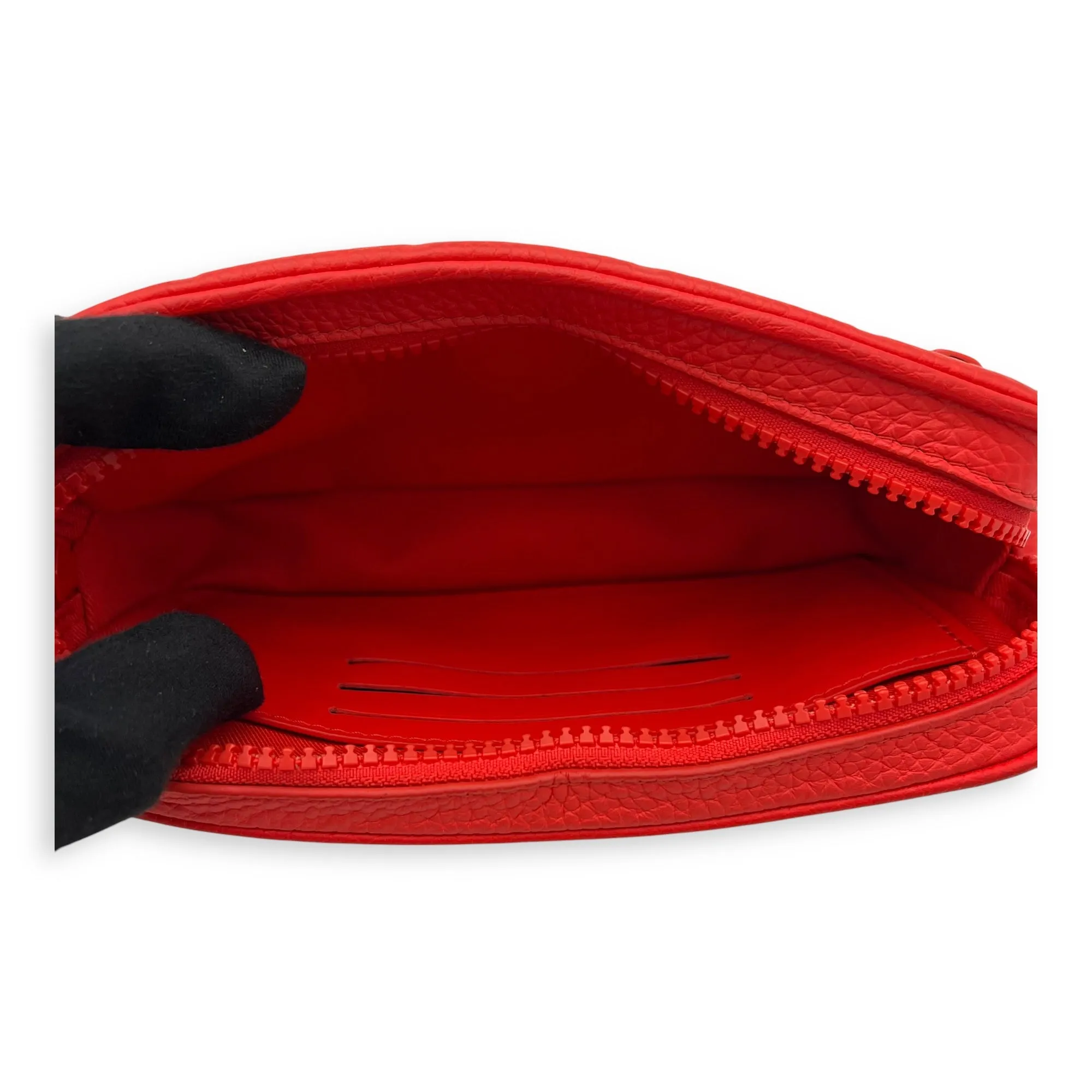Pochette Volga Red Crossbody Bag in Taurillon Leather, Silver hardware