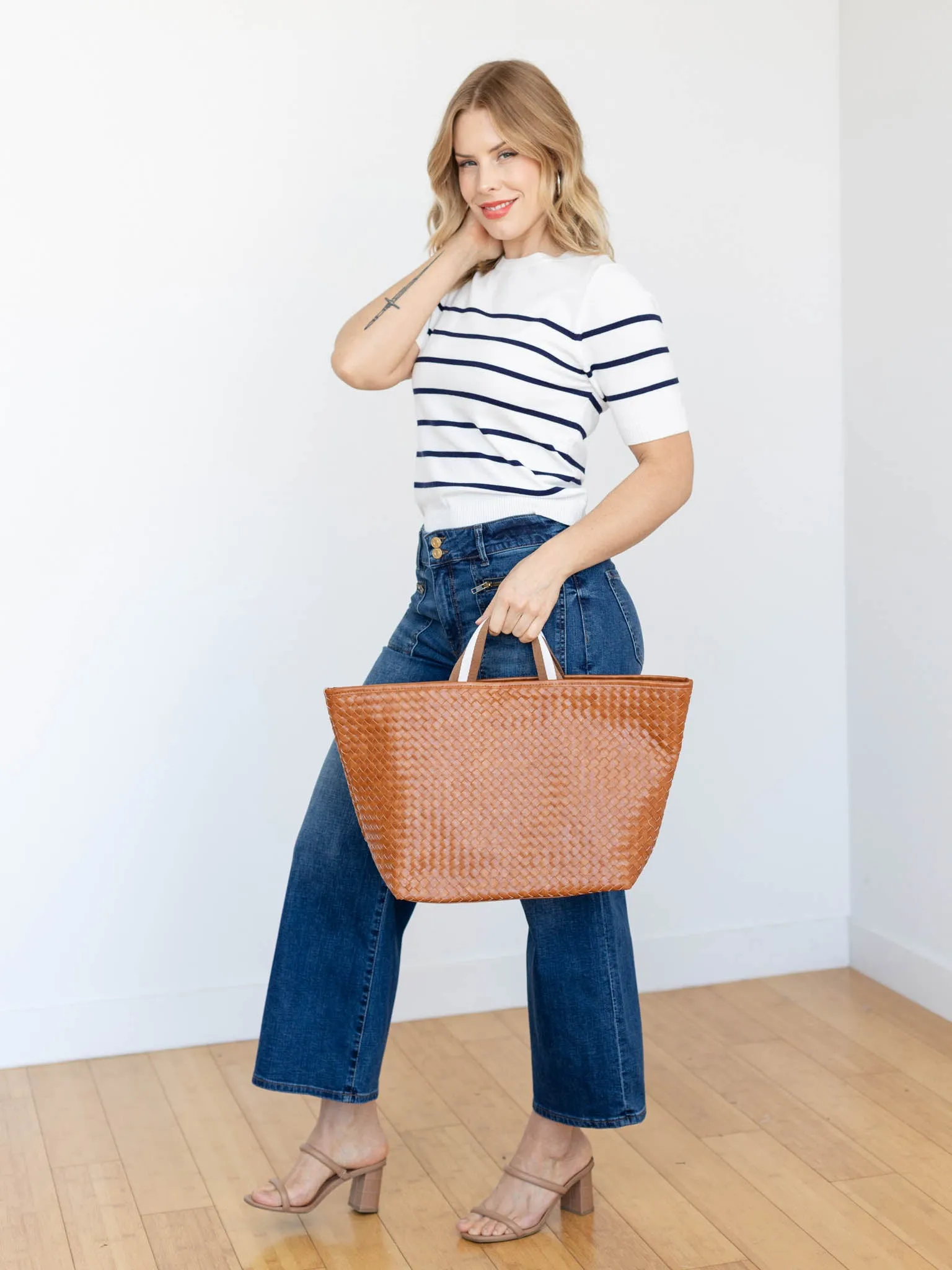 Pretty Simple Woven Tiffany Organizer Tote