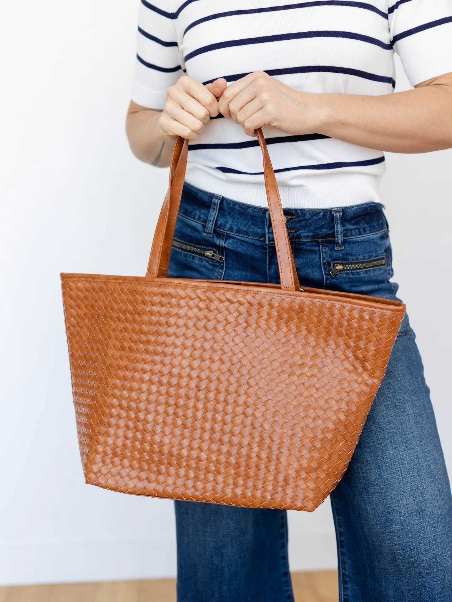 Pretty Simple Woven Tiffany Organizer Tote