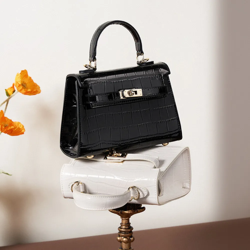 Stylish And Versatile Handbag