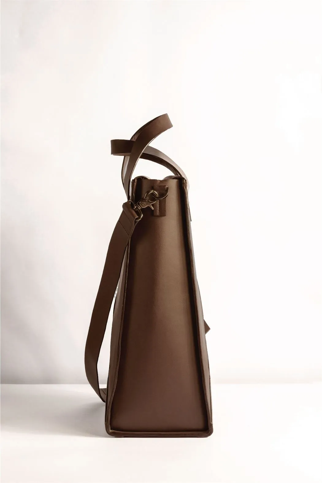 Tanned   I   Pocket Messenger V    Laptop Bag, Tote, Messenger, Crossbody  Umber  TO/PMV-UM  I Leather Bag