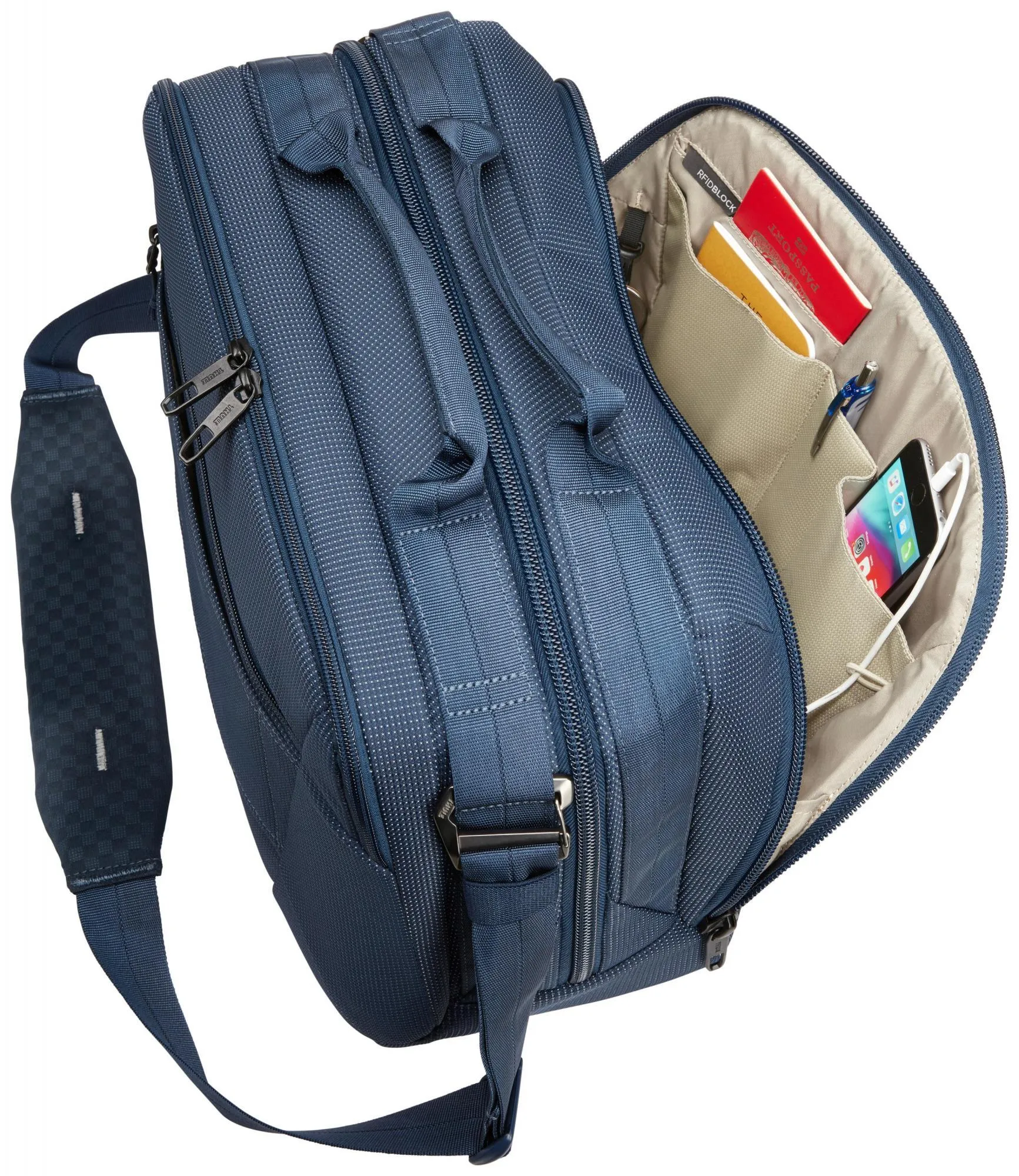 Thule Luggage Crossover 2 Boarding Bag
