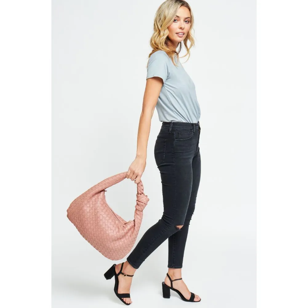 Vanessa Hobo
