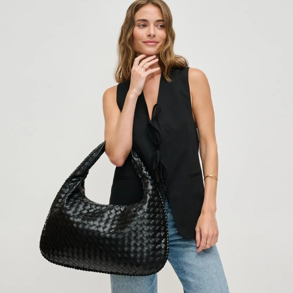 Victoria Hobo