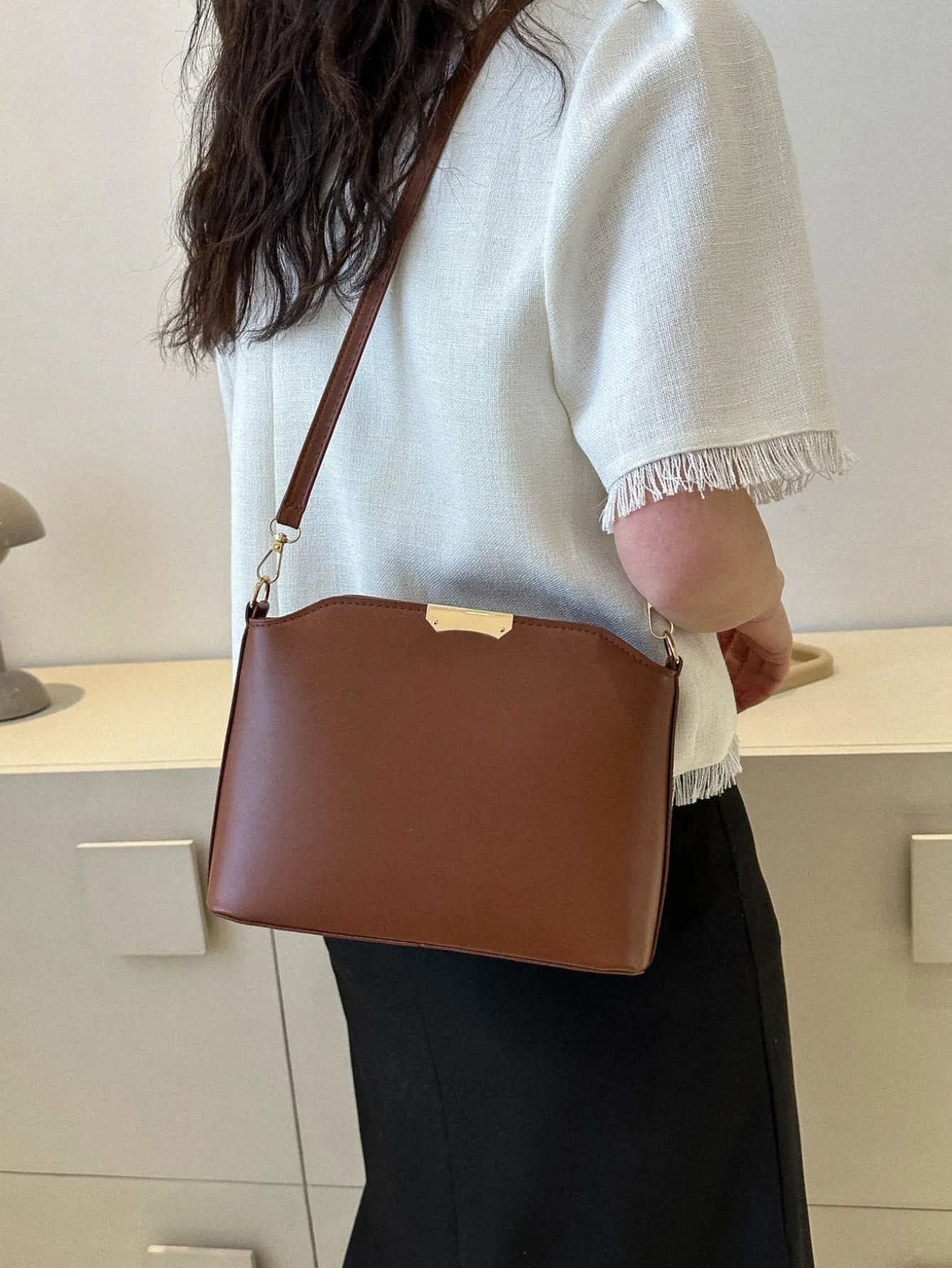 Zipper Single Shoulder Crossbody Bag - Brown